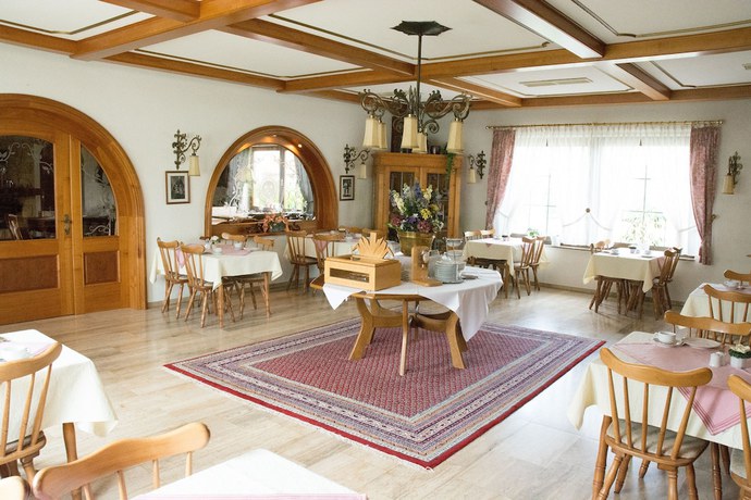 Imagen del bar/restaurante del Landhotel Sonneneck. Foto 4