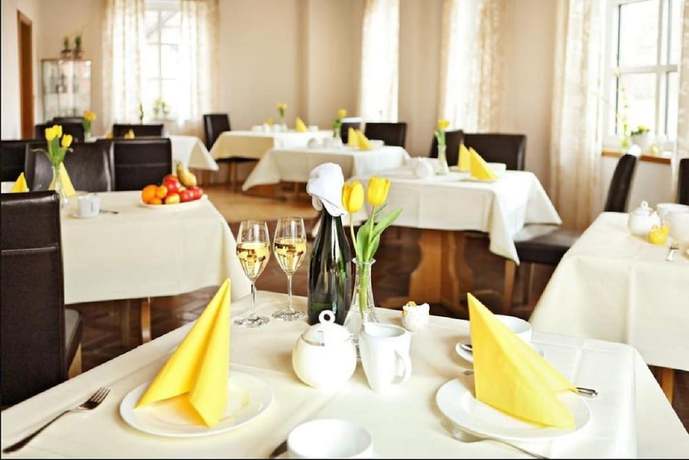 Imagen del bar/restaurante del Landhotel Sonnenhof. Foto 6