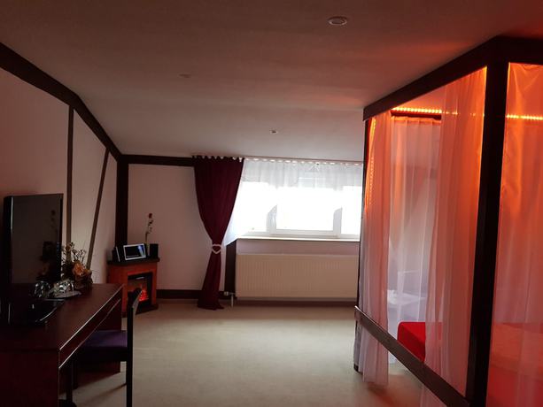 Imagen de la habitación del Landhotel Trampe. Foto 17