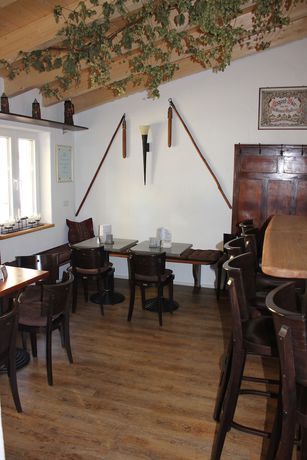 Imagen de los interiores del Landhotel Zum B&ouml;hm, Roth. Foto 18