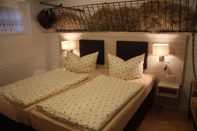 Imagen de la habitación del Landhotel Zum gr&uuml;nen Baum. Foto 2