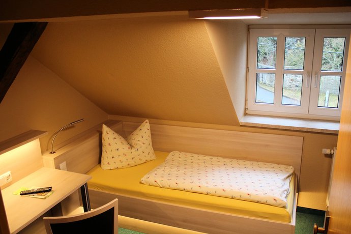 Imagen de la habitación del Landhotel Zum gr&uuml;nen Baum. Foto 5