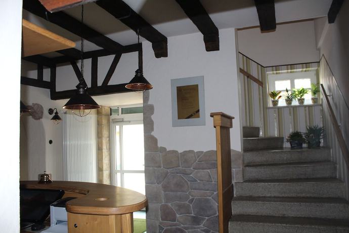 Imagen de los interiores del Landhotel Zum gr&uuml;nen Baum. Foto 18