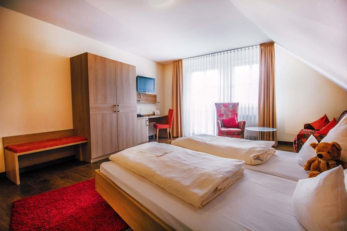 Imagen de la habitación del Landhotel and Weingasthof Schwarzer Adler. Foto 10