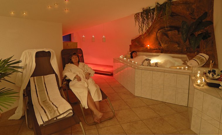 Imagen de la piscina del Landhotel zur Post. Foto 19