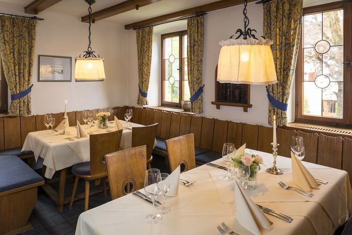 Imagen del bar/restaurante del Landhotel-Restaurant Adler. Foto 2