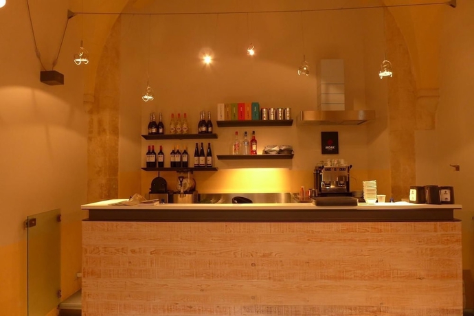 Imagen del bar/restaurante del Landolina Palace. Foto 3