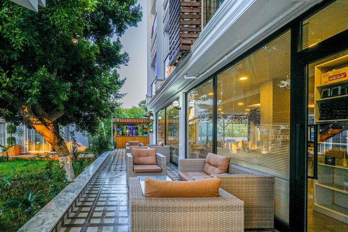 Imagen de la habitación del Lara Garden Hotel. Foto 6