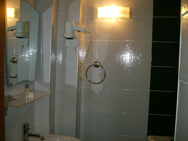Imagen de la habitación del Lara Kapris Hotel. Foto 4