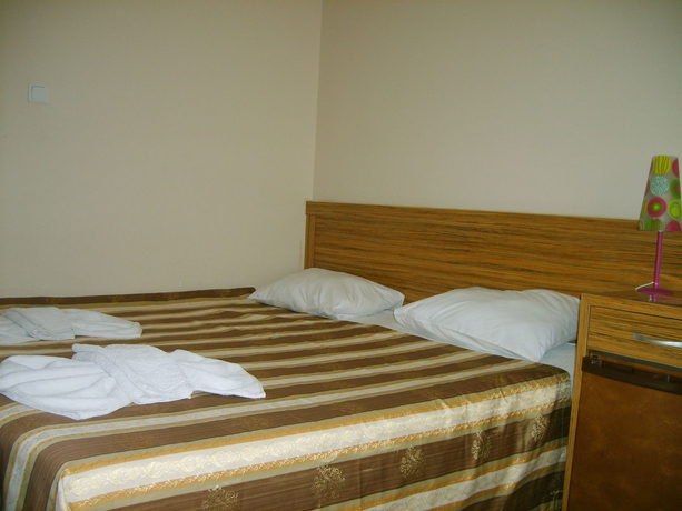 Imagen de la habitación del Lara Kapris Hotel. Foto 5