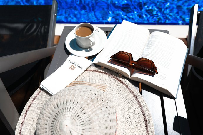 Imagen de la piscina del Laren Sea Sıde Hotel and Spa. Foto 20