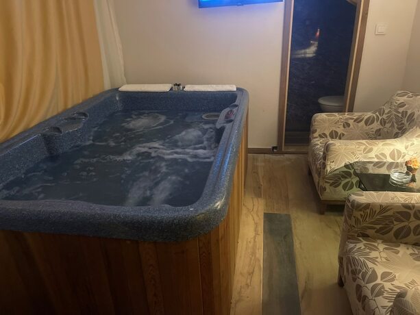 Imagen general del Larin Otel. Foto 12