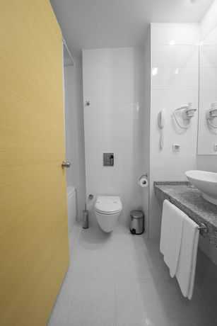 Imagen de los interiores del Larina Ninova Thermal Spa. Foto 10