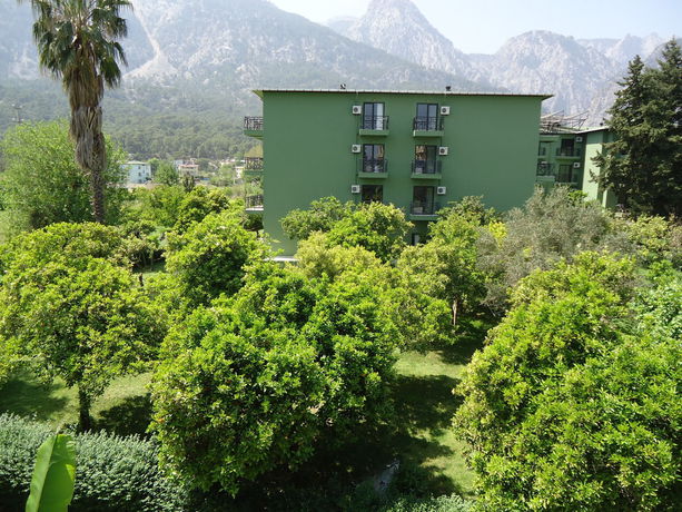 Imagen de la habitación del Larissa Hotel Beldibi. Foto 7