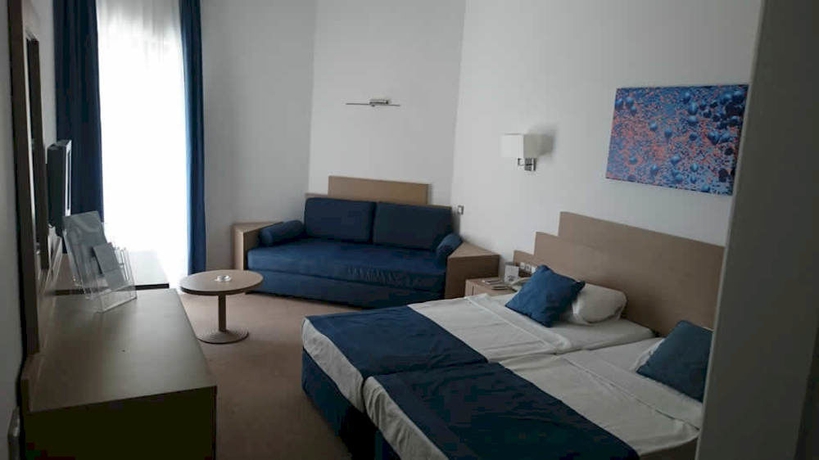 Imagen de la habitación del Larissa Vista. Foto 4