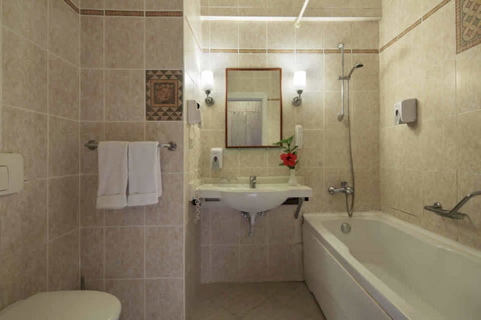 Imagen de la habitación del Larissa Vista. Foto 9
