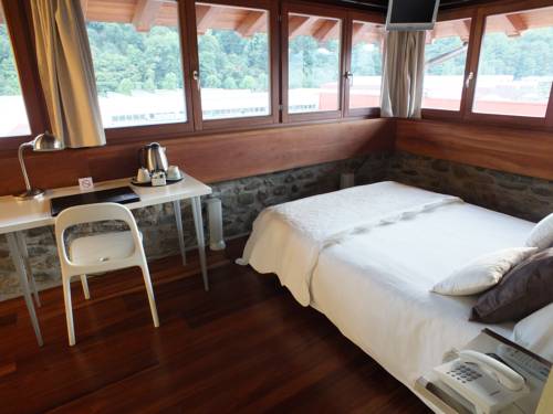 Imagen de la habitación del Larramendi Torrea. Foto 5