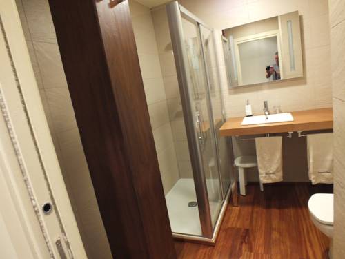 Imagen de la habitación del Larramendi Torrea. Foto 15