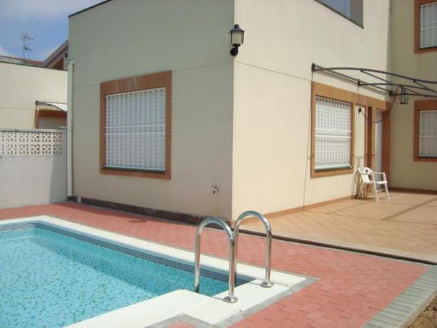 Imagen de la piscina del Las Norias. Foto 11