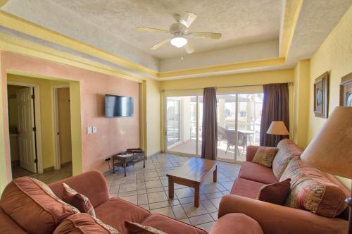 Imagen de la habitación del Las Palmas Resort. Foto 11