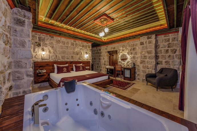Imagen de la habitación del Latona Stone Palace. Foto 7