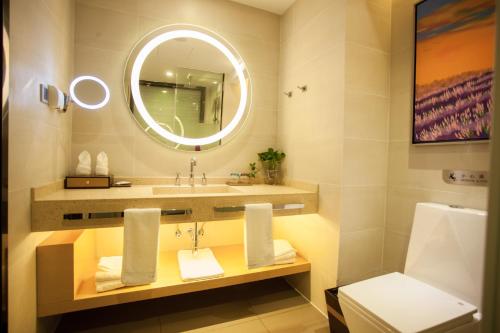 Imagen general del Lavande Hotel Jiaxing East Zhongshan Road. Foto 3