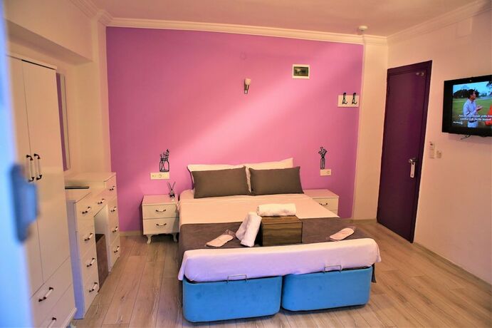 Imagen de la habitación del Lavender Otel. Foto 19