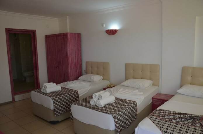 Imagen de la habitación del Lavinia Otel. Foto 17