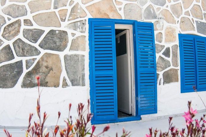 Imagen de los exteriores del Lavinya Otel. Foto 14