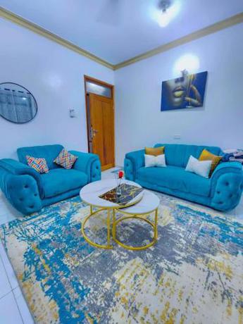 Imagen de la habitación del Lavish Bamburi Airbnb. Foto 18