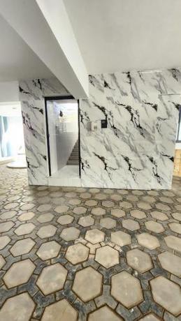 Imagen de la habitación del Lavish Bamburi Airbnb. Foto 20