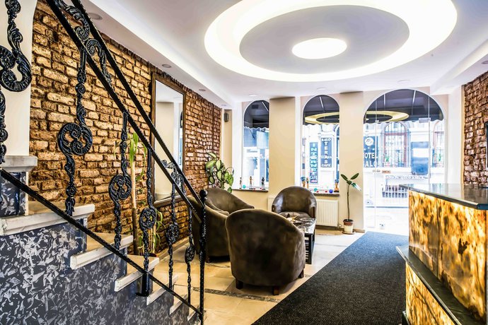 Imagen de los interiores del Lazz City Hotel. Foto 19