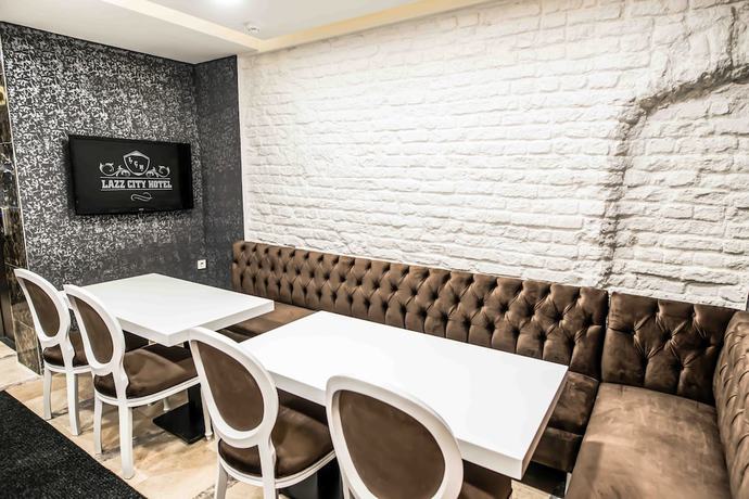 Imagen de los interiores del Lazz City Hotel. Foto 20