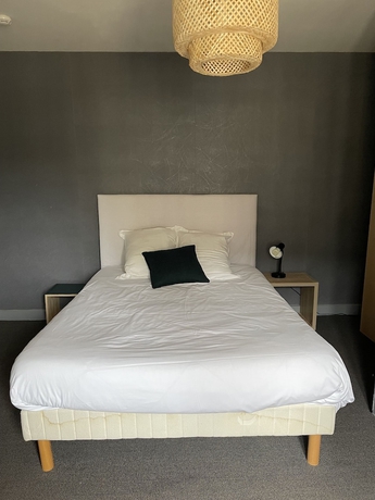 Imagen de la habitación del Le Beau Rivage, Luc sur Mer. Foto 8