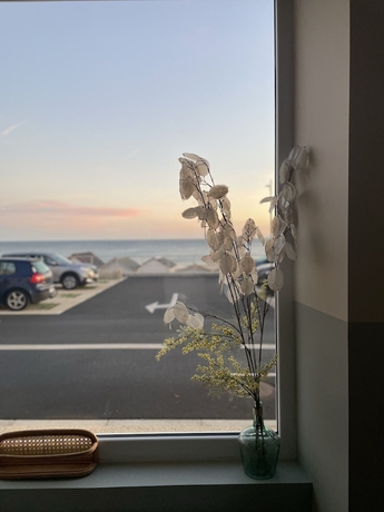Imagen de los interiores del Le Beau Rivage, Luc sur Mer. Foto 17