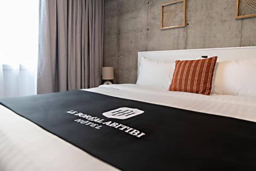 Imagen de la habitación del Le Bor&eacute;al Abitibi H&ocirc;tel. Foto 7