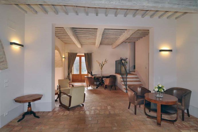 Imagen de los exteriores del Le Buche Wine Resort And Spa. Foto 9