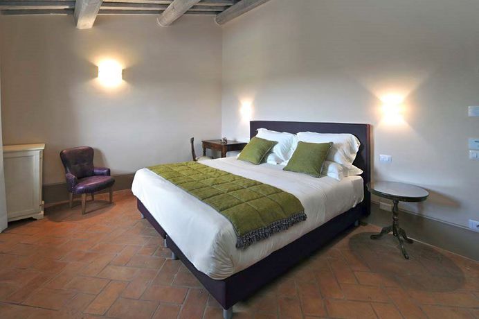 Imagen de la piscina del Le Buche Wine Resort And Spa. Foto 16