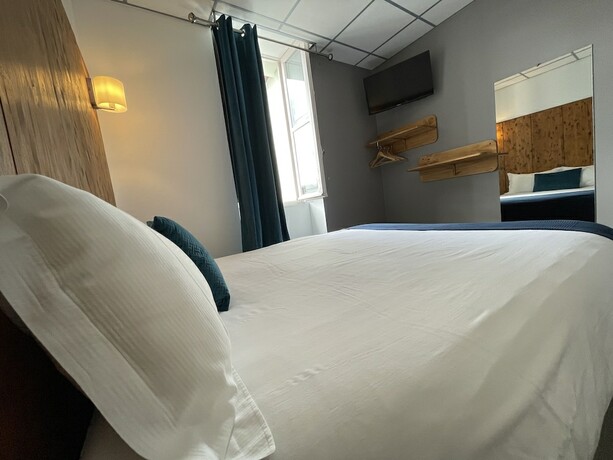 Imagen de la habitación del Le Central H&ocirc;tel Bar. Foto 17