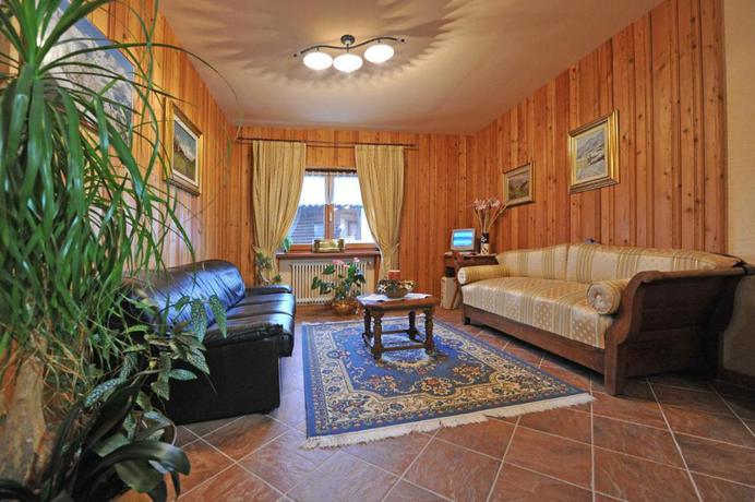 Imagen de los interiores del Le Chalet, Antagnod. Foto 8