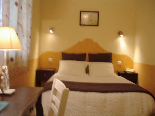 Imagen de la habitación del Le Ch&ecirc;ne Vert, BOLLENE. Foto 6
