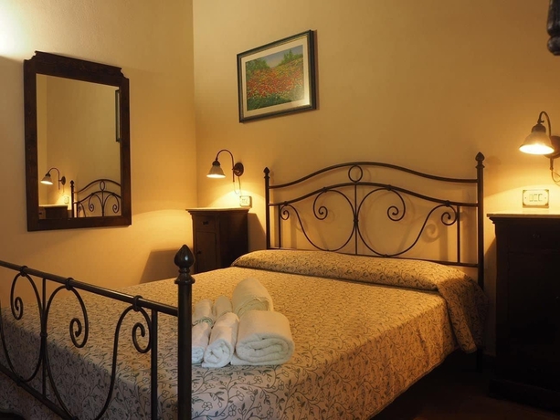 Imagen de la habitación del Le Cisterne Dell'etna. Foto 4