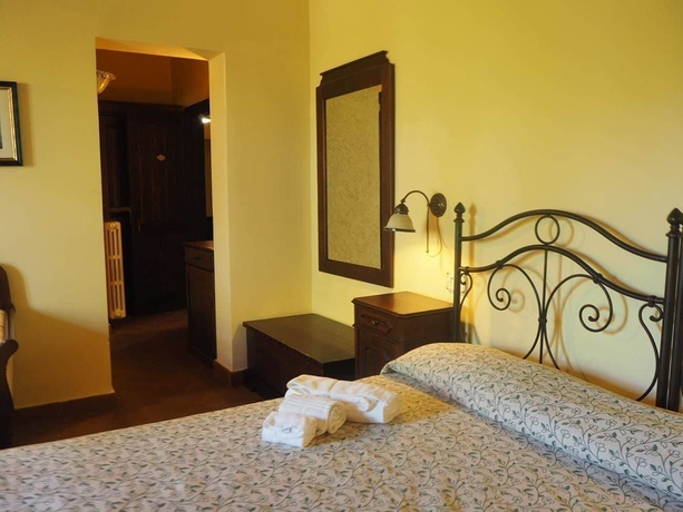 Imagen de la habitación del Le Cisterne Dell'etna. Foto 9