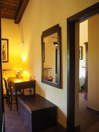 Imagen de la habitación del Le Cisterne Dell'etna. Foto 15