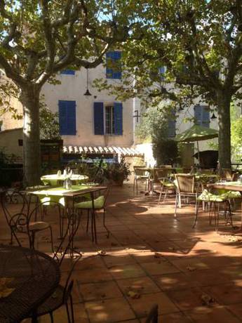 Imagen de la habitación del Le Clos Des Ar&ocirc;mes. Foto 2