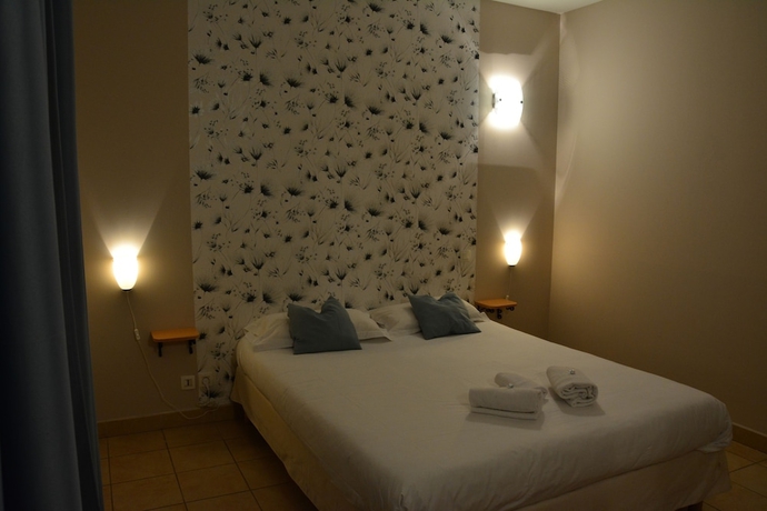 Imagen de la habitación del Le Clos Des M&eacute;di&eacute;vales. Foto 6