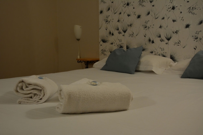 Imagen de la habitación del Le Clos Des M&eacute;di&eacute;vales. Foto 9