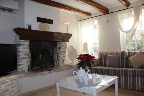 Imagen de la habitación del Le Clos Saint-michel and Spa. Foto 3