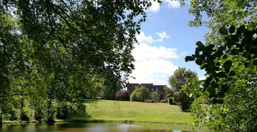 Imagen de la habitación del Le Domaine Des Puys. Foto 6