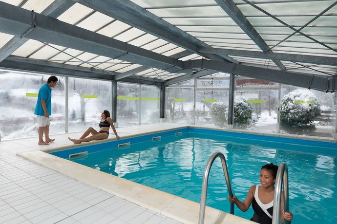 Imagen de la piscina del Le Domaine Du Mongade By Popinns. Foto 19